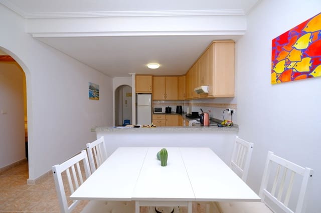 Apartamento de 2 habitaciones en Dehesa de Campoamor, Orihuela en venta con piscina garaje - 169.000 € (Ref: 9772772)