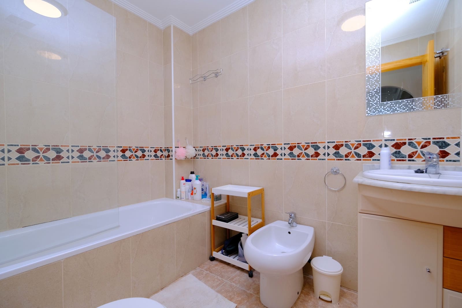 Apartamento de 2 habitaciones en Dehesa de Campoamor en venta con piscina garaje - 169.000 € (Ref: 9772772)