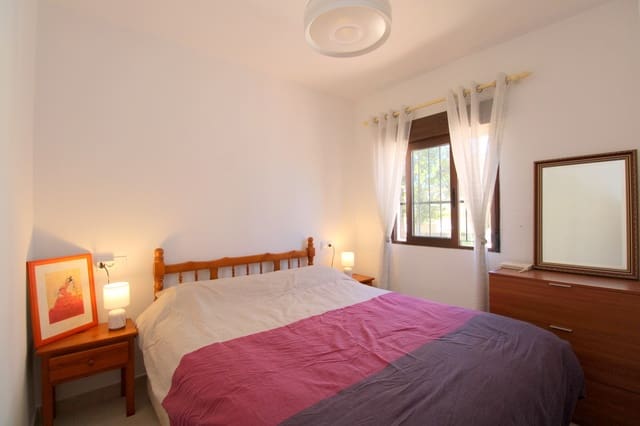 1 chambre Penthouse à vendre à Villamartin, Orihuela avec piscine - 105 000 € (Ref: 9777733)