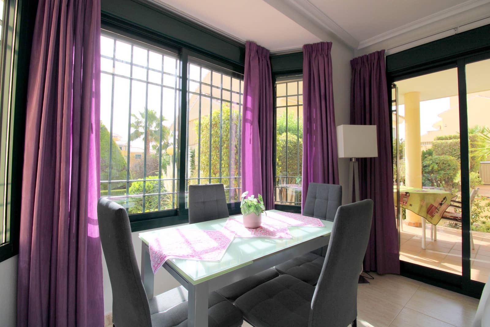 2 slaapkamer Appartement te koop in Villamartin met zwembad - € 230.000 (Ref: 9780232)