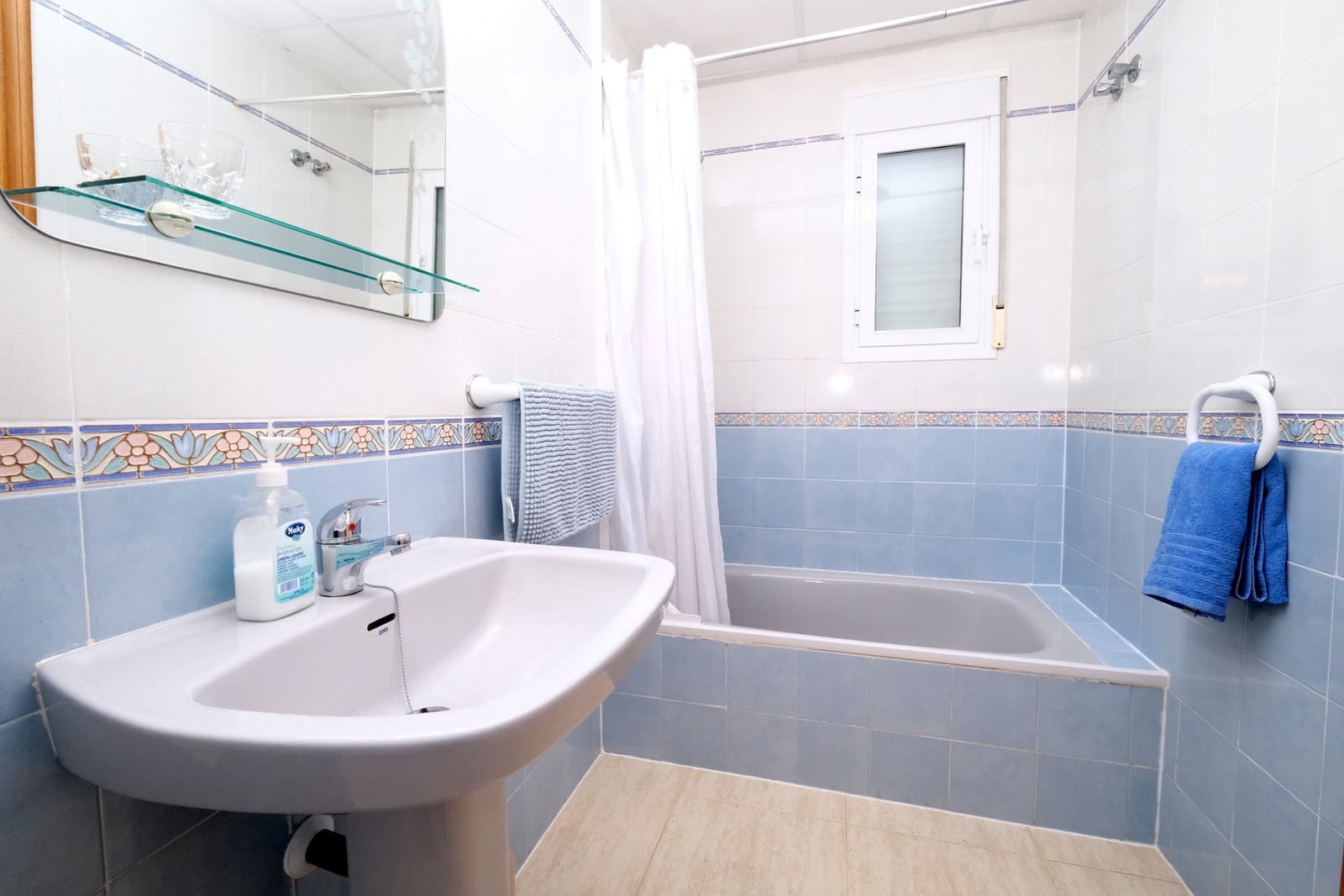 2 slaapkamer Appartement te koop in Villamartin met zwembad garage - € 149.995 (Ref: 9783039)