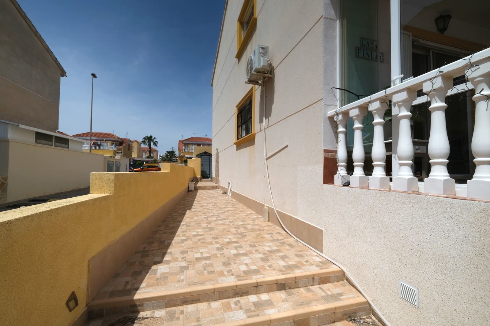 2 soverom Leilighet til salgs i Cabo Roig med svømmebasseng garasje - € 179 995 (Ref: 9794268)