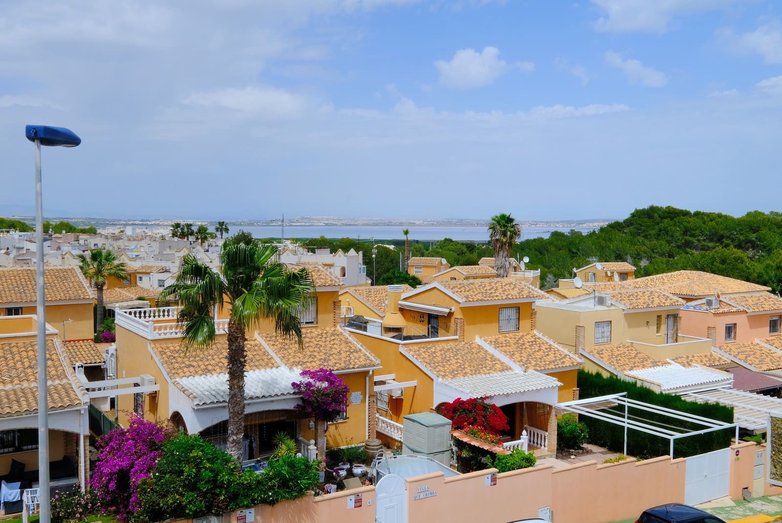 2 bedroom Townhouse for sale in Los Balcones with pool garage - € 247,000 (Ref: 9797530)