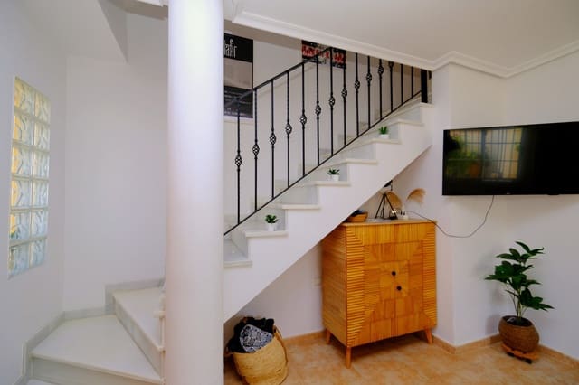 2 quarto Casa em Banda para venda em Los Balcones com piscina garagem - 247 000 € (Ref: 9797530)