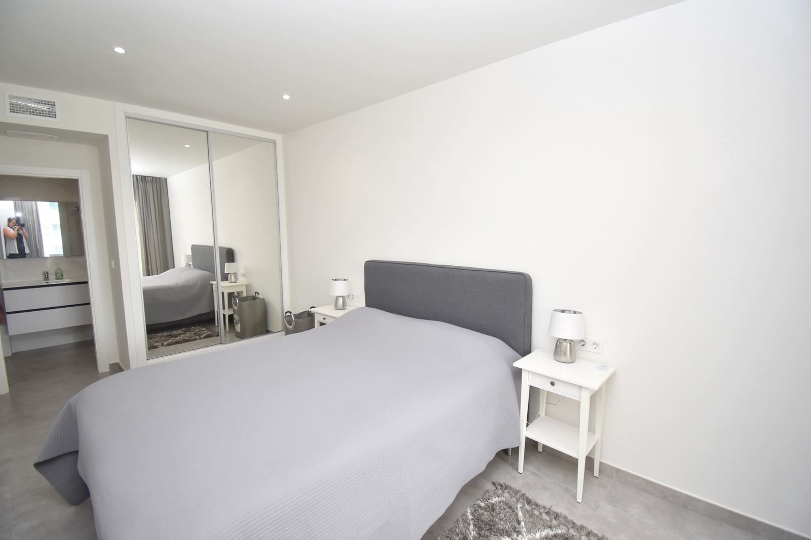 2 makuuhuone Huoneisto myytävänä paikassa Villamartin mukana uima-altaan 
autotalli - 319 950 € (Ref: 9798920)