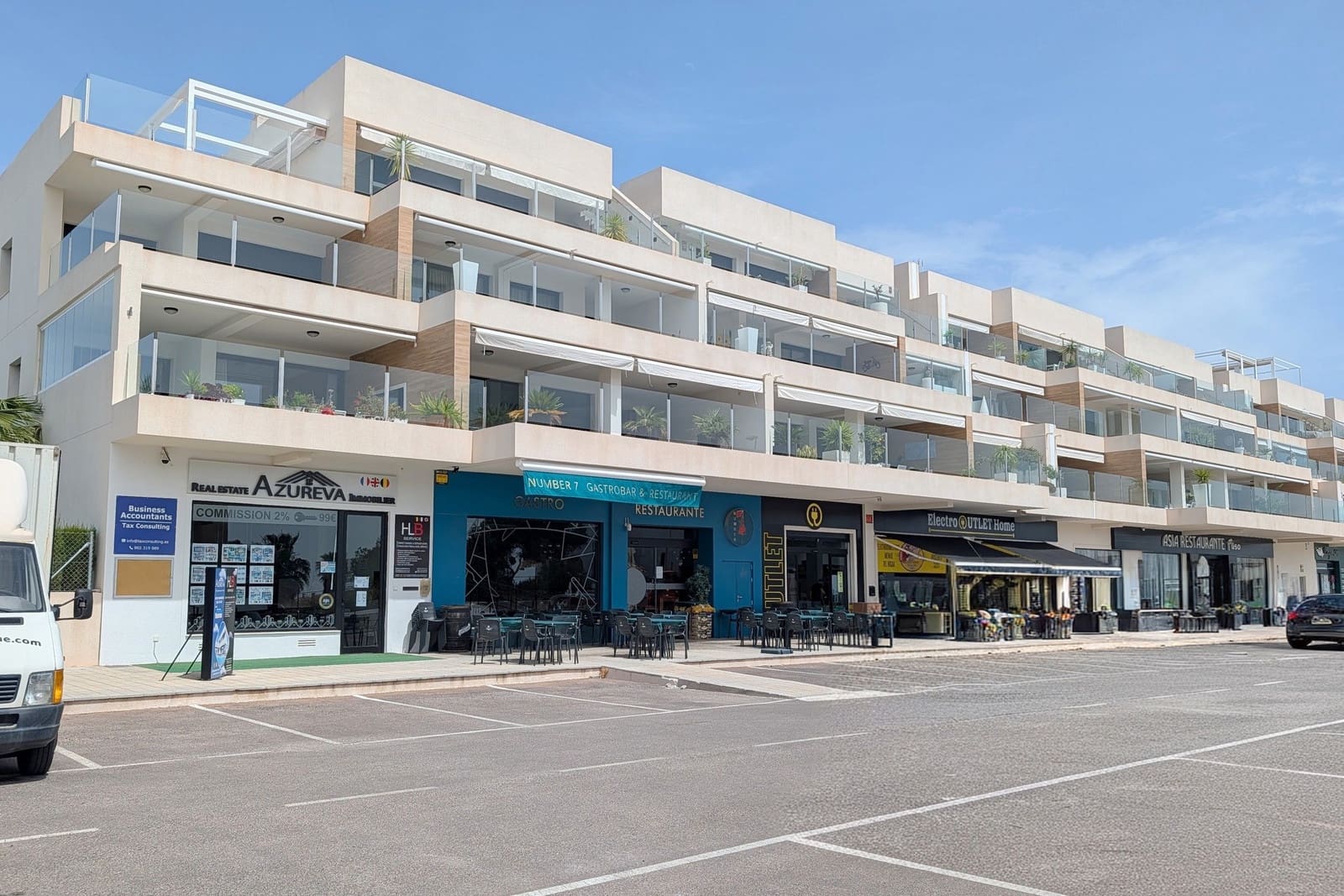 2 makuuhuone Huoneisto myytävänä paikassa Villamartin mukana uima-altaan 
autotalli - 319 950 € (Ref: 9798920)