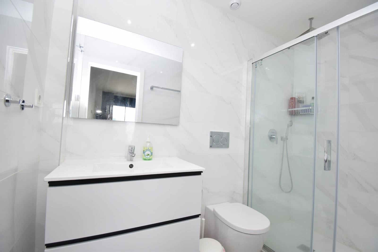 2 makuuhuone Huoneisto myytävänä paikassa Villamartin mukana uima-altaan 
autotalli - 319 950 € (Ref: 9798920)