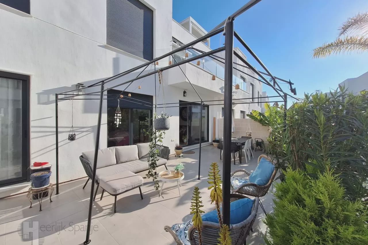 Apartamento de 3 habitaciones en Santiago de la Ribera en venta con piscina garaje - 299.000 € (Ref: 9804063)