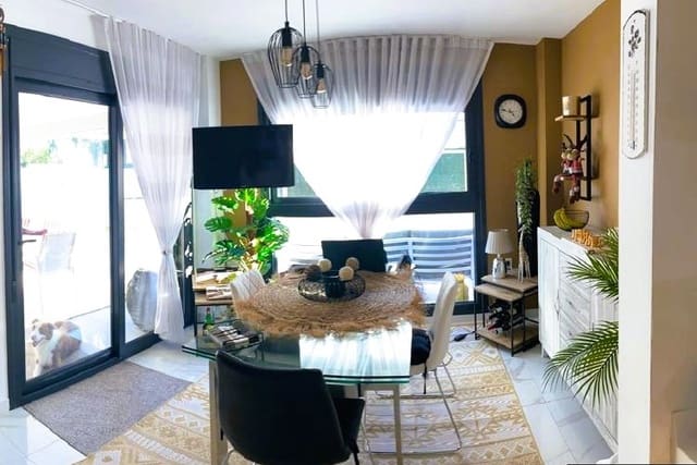 3 soveværelse Lejlighed til salg i Puerto Deportivo, Guardamar del Segura med swimmingpool garage - € 369.900 (Ref: 9804066)