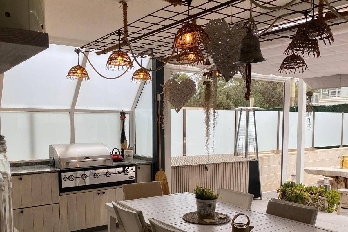 3 soveværelse Lejlighed til salg i Guardamar del Segura med swimmingpool garage - € 369.900 (Ref: 9804066)