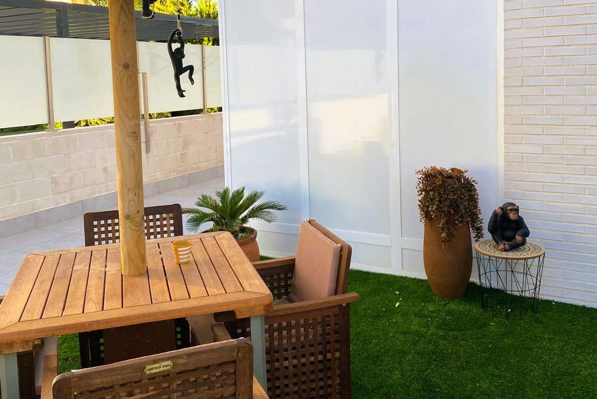 3 soveværelse Lejlighed til salg i Guardamar del Segura med swimmingpool garage - € 369.900 (Ref: 9804066)