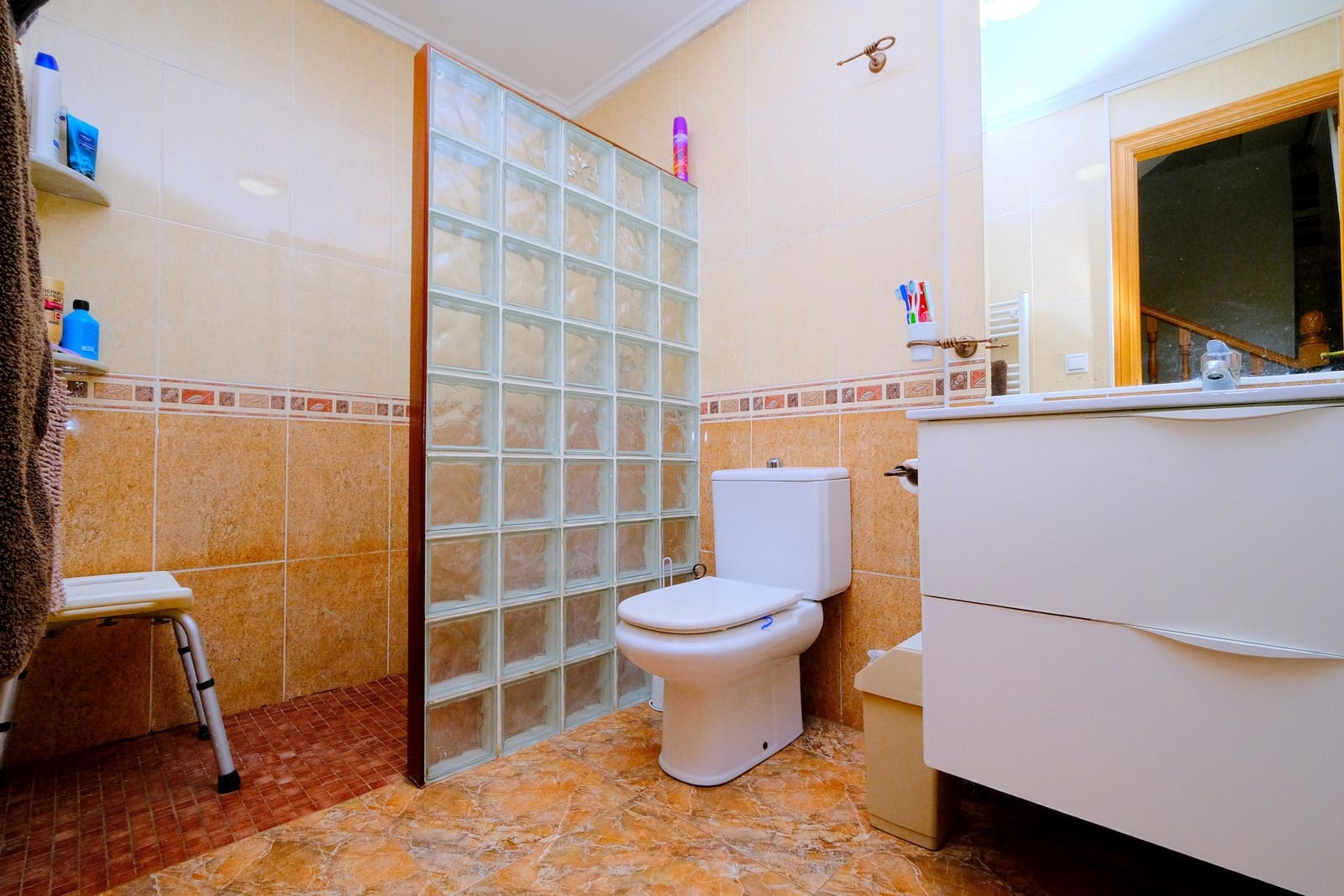 3 makuuhuone Omakotitalo myytävänä paikassa Los Dolses mukana uima-altaan 
autotalli - 219 995 € (Ref: 9806201)