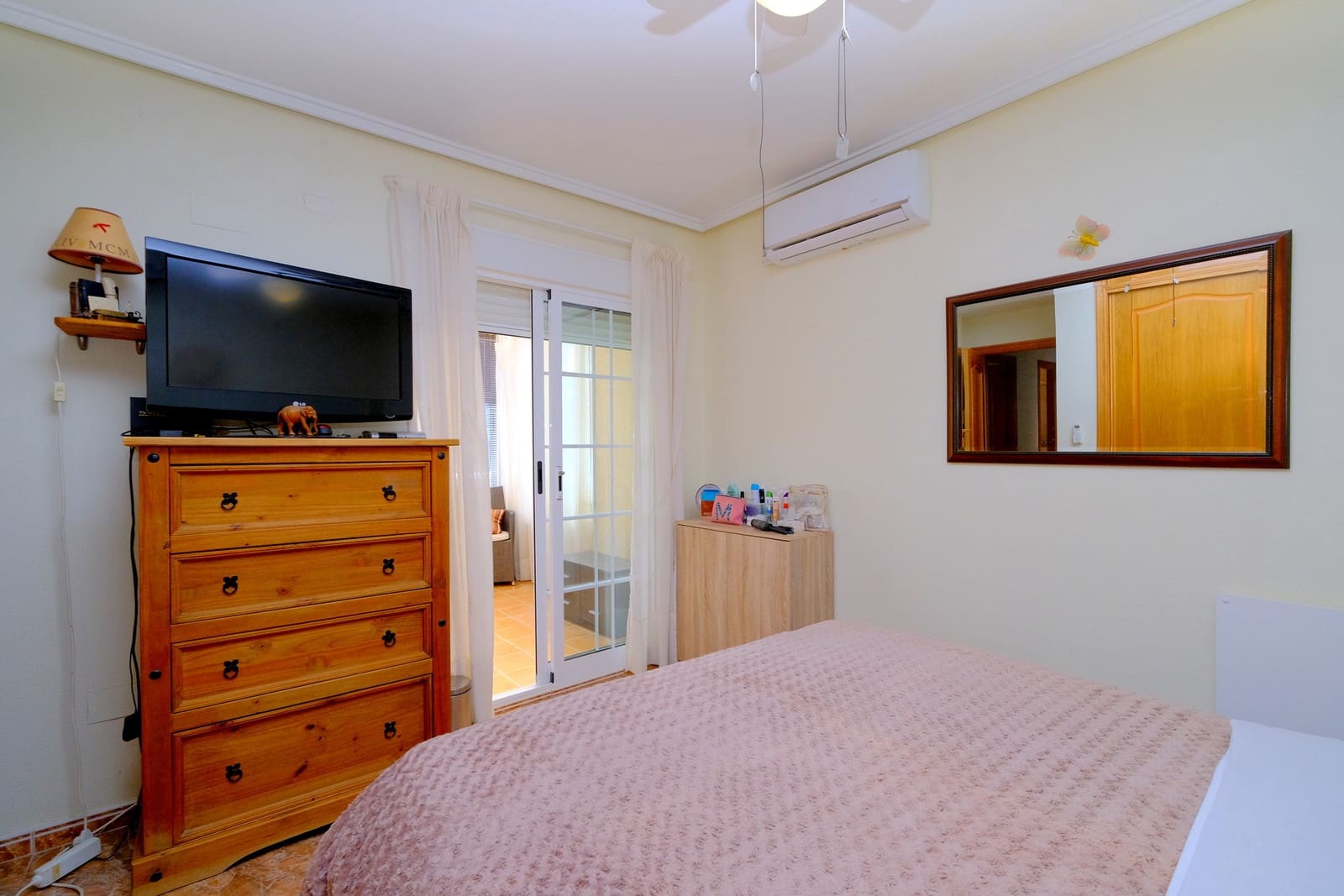 3 makuuhuone Omakotitalo myytävänä paikassa Los Dolses mukana uima-altaan 
autotalli - 219 995 € (Ref: 9806201)