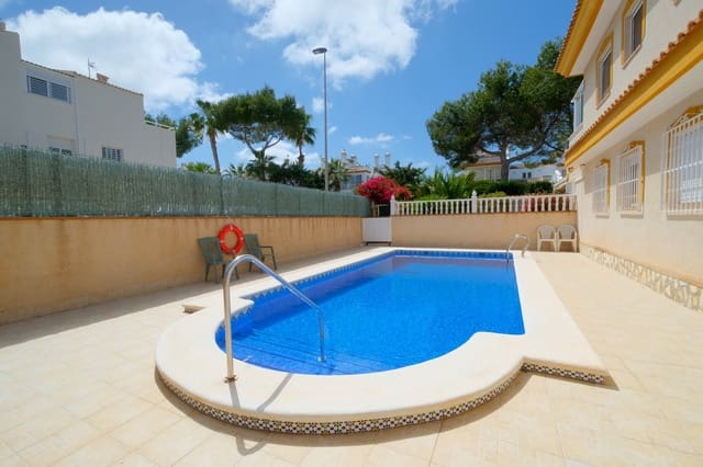 3 makuuhuone Omakotitalo myytävänä paikassa Los Dolses, Orihuela mukana uima-altaan 
autotalli - 219 995 € (Ref: 9806201)