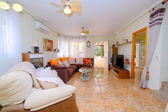 3 makuuhuone Omakotitalo myytävänä paikassa Los Dolses, Orihuela mukana uima-altaan 
autotalli - 219 995 € (Ref: 9806201)