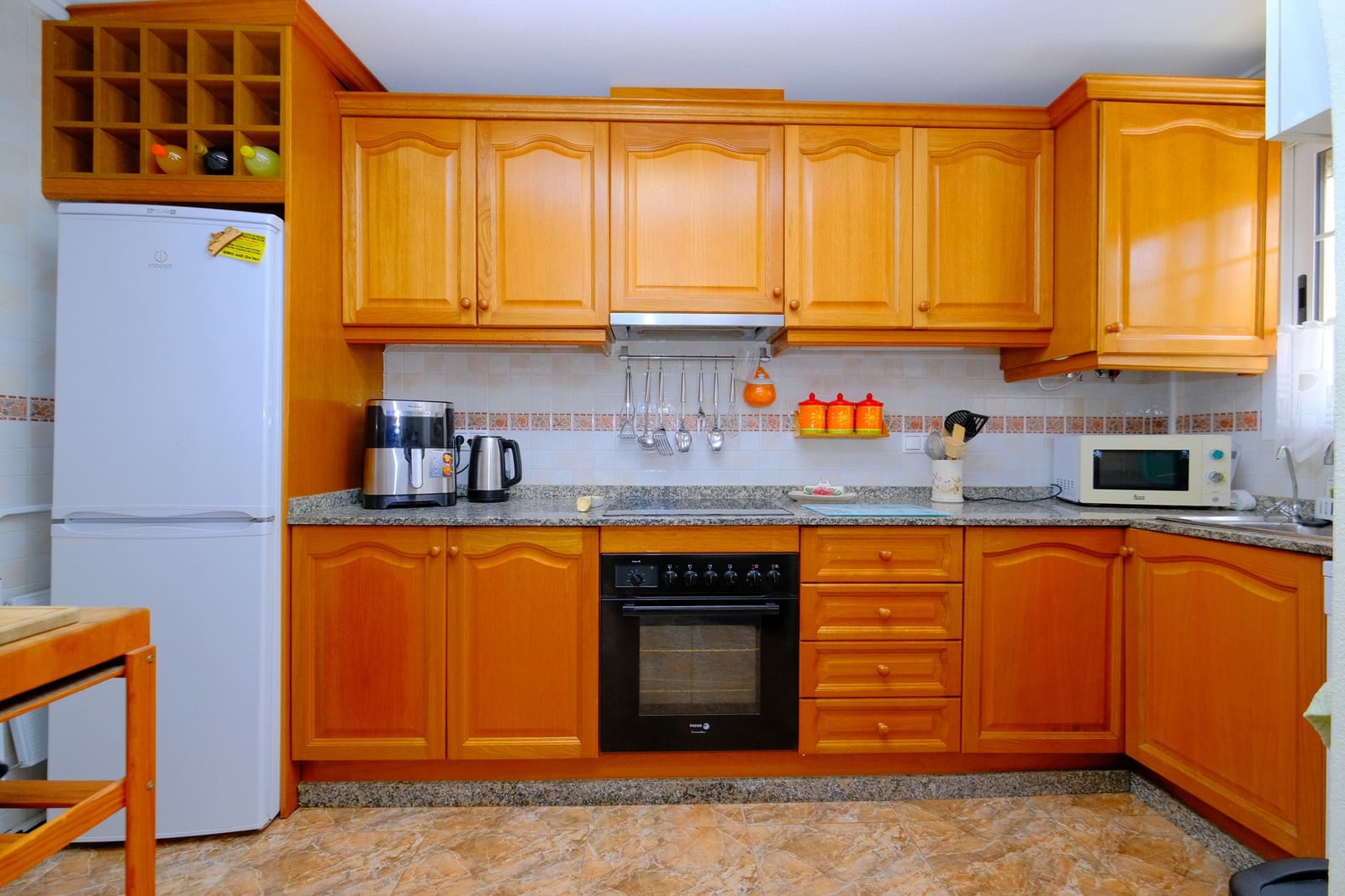 3 makuuhuone Omakotitalo myytävänä paikassa Los Dolses mukana uima-altaan 
autotalli - 219 995 € (Ref: 9806201)