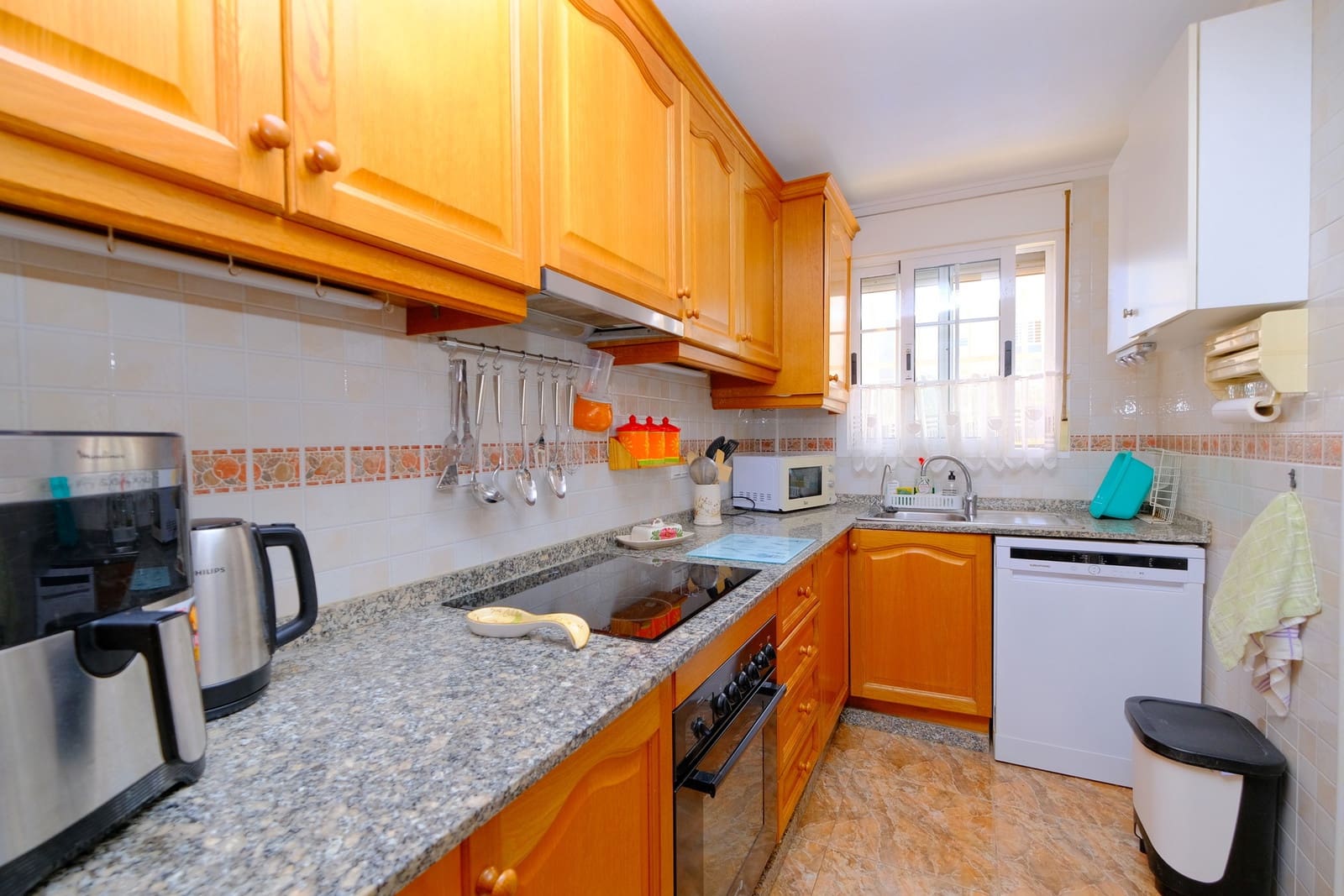 3 makuuhuone Omakotitalo myytävänä paikassa Los Dolses mukana uima-altaan 
autotalli - 219 995 € (Ref: 9806201)