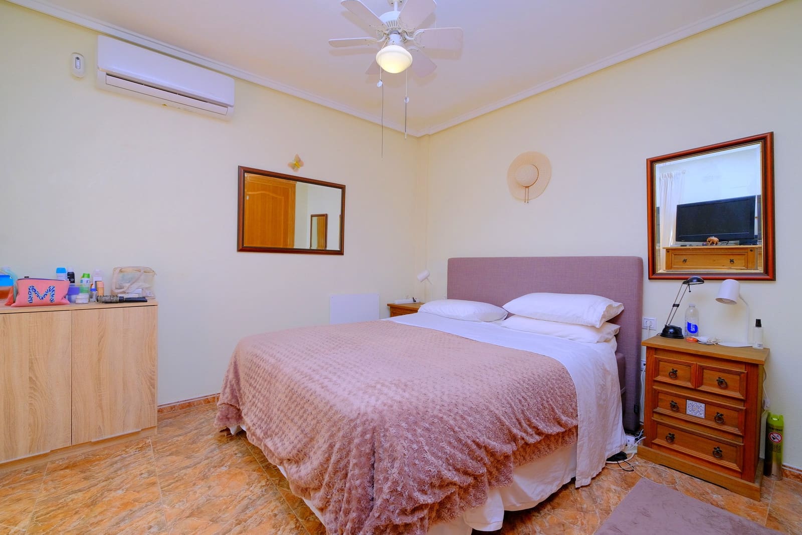 3 makuuhuone Omakotitalo myytävänä paikassa Los Dolses mukana uima-altaan 
autotalli - 219 995 € (Ref: 9806201)