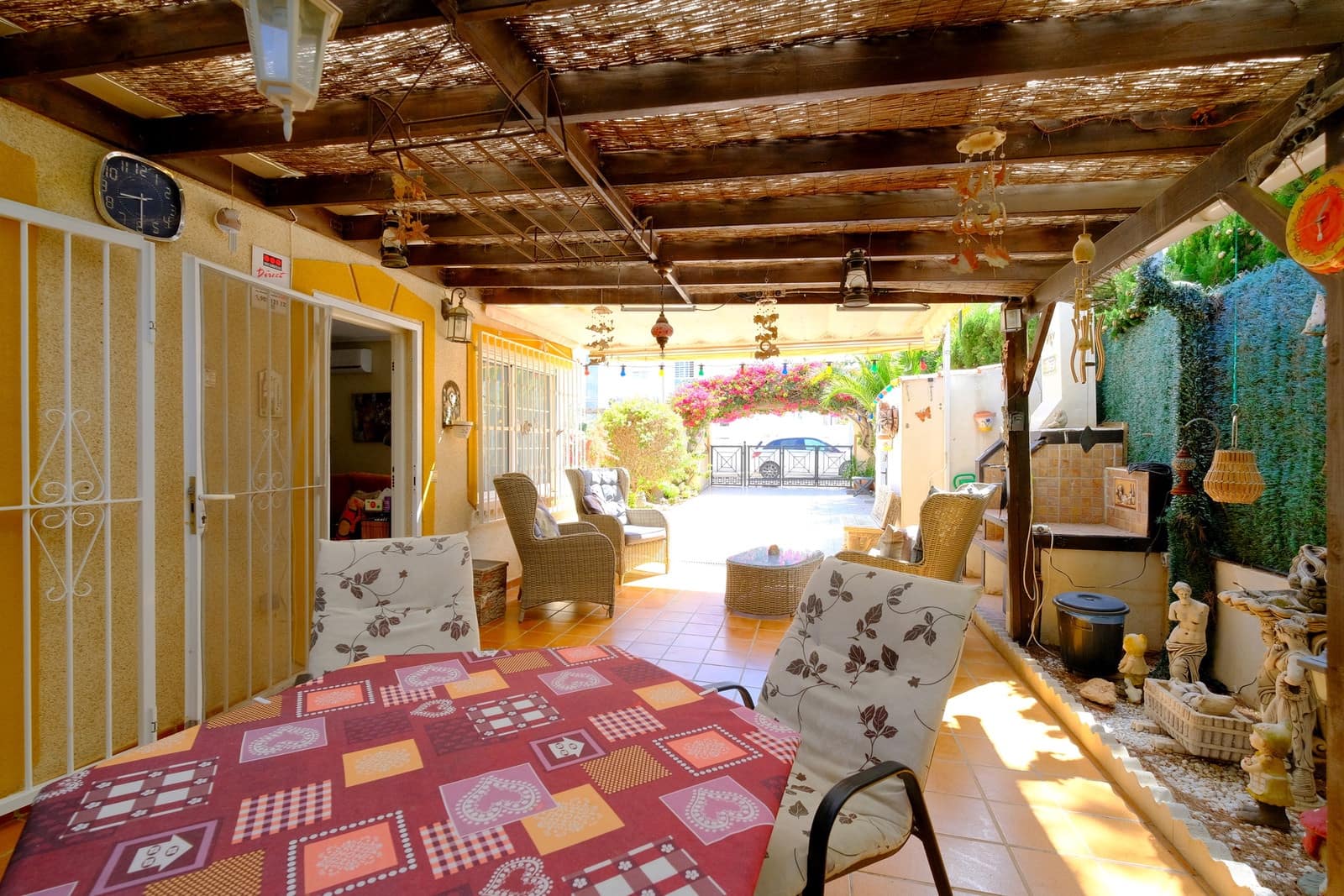 3 makuuhuone Omakotitalo myytävänä paikassa Los Dolses mukana uima-altaan 
autotalli - 219 995 € (Ref: 9806201)