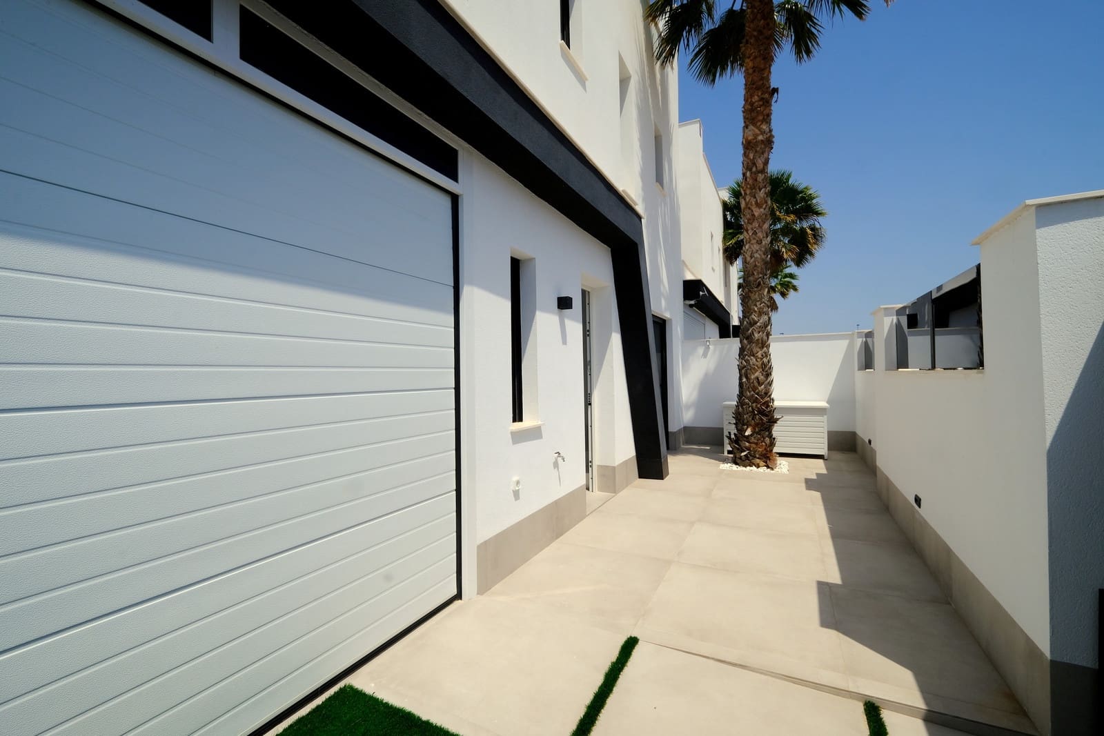 3 bedroom Villa for sale in Santiago de la Ribera with pool garage - € 599,000 (Ref: 9814543)