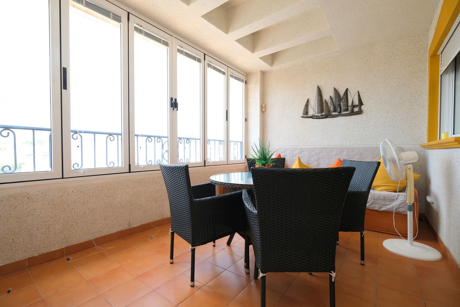 2 sovrum Takvåning till salu i Punta Prima med pool garage - 149 995 € (Ref: 9815662)