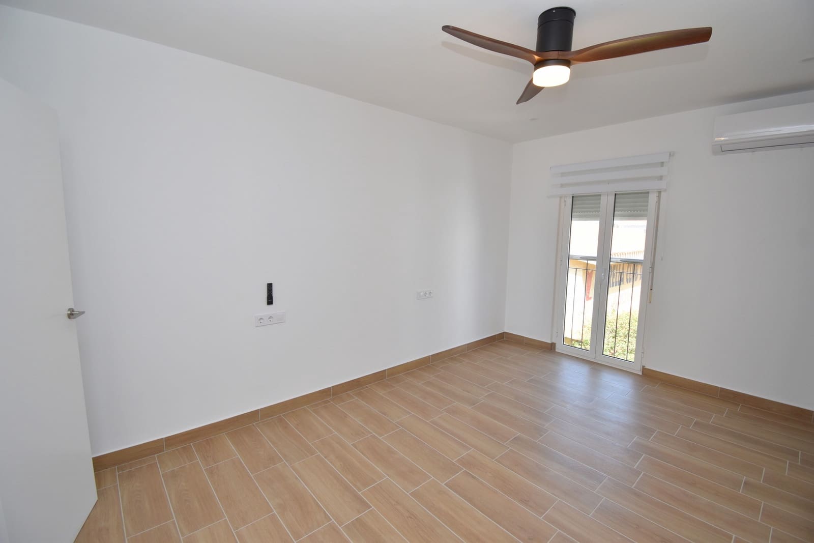 Ático de 3 habitaciones en Estrella de Mar en venta con piscina - 269.000 € (Ref: 9817772)