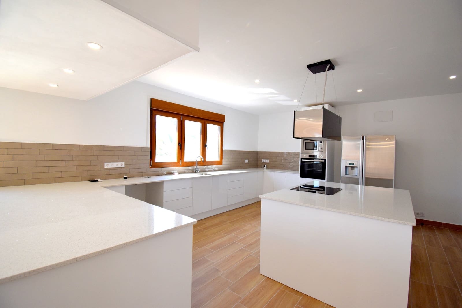 Ático de 3 habitaciones en Estrella de Mar en venta con piscina - 269.000 € (Ref: 9817772)