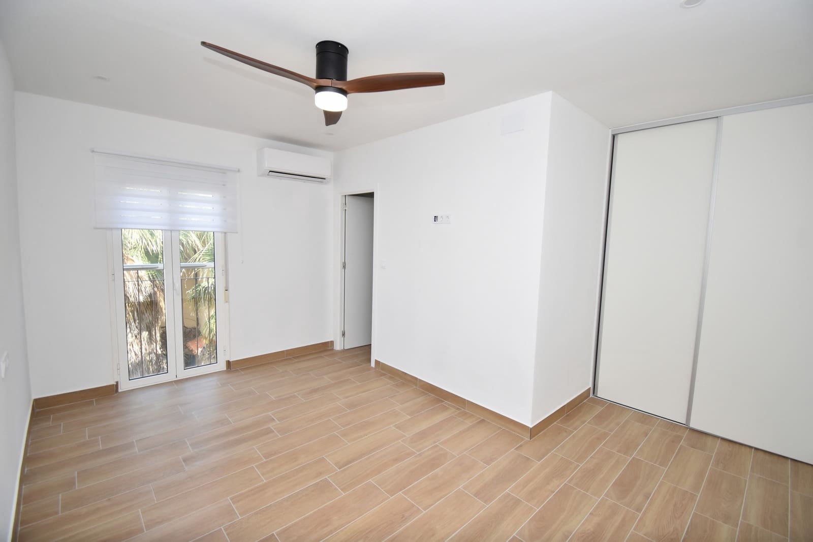Ático de 3 habitaciones en Estrella de Mar en venta con piscina - 269.000 € (Ref: 9817772)