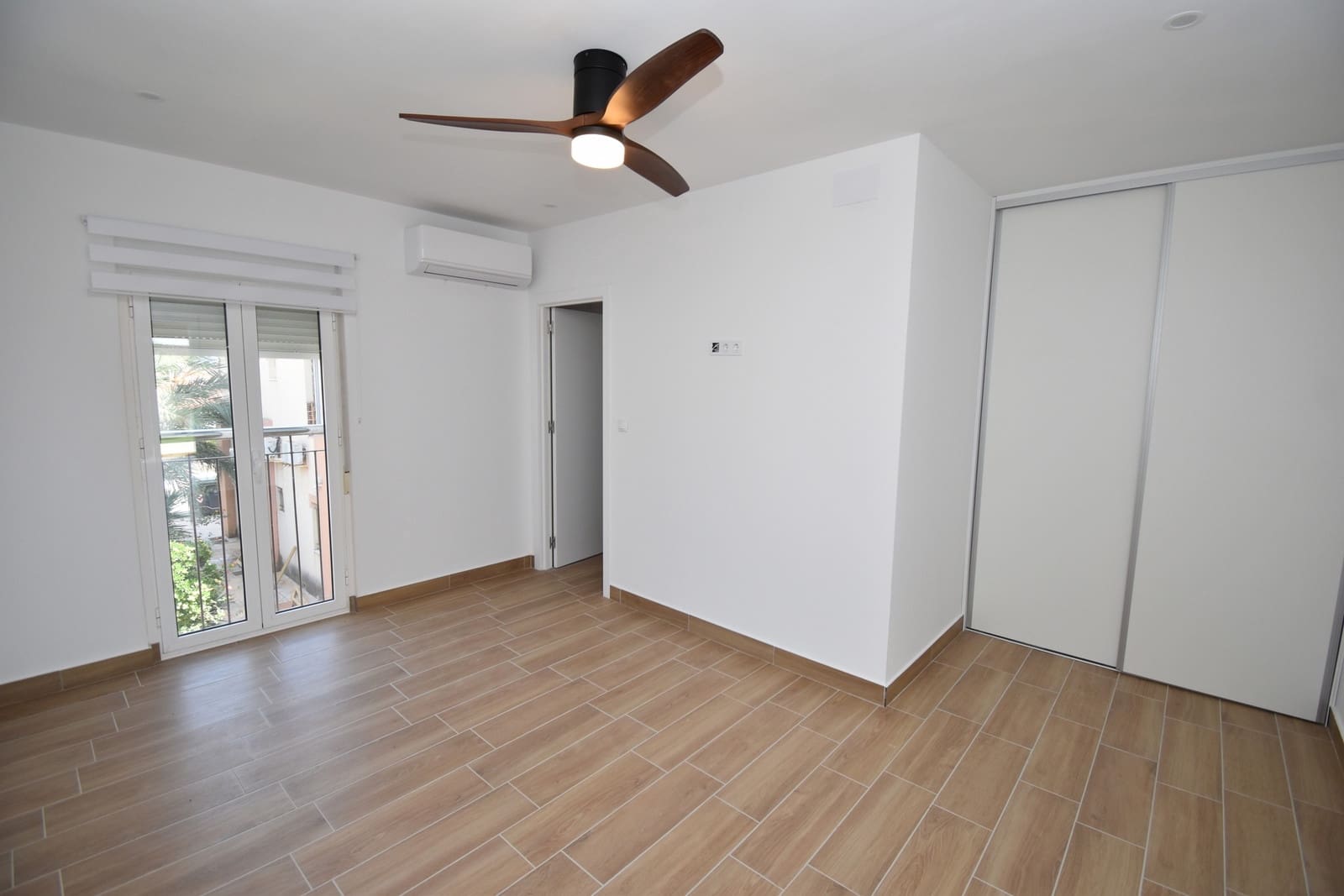Ático de 3 habitaciones en Estrella de Mar en venta con piscina - 269.000 € (Ref: 9817772)