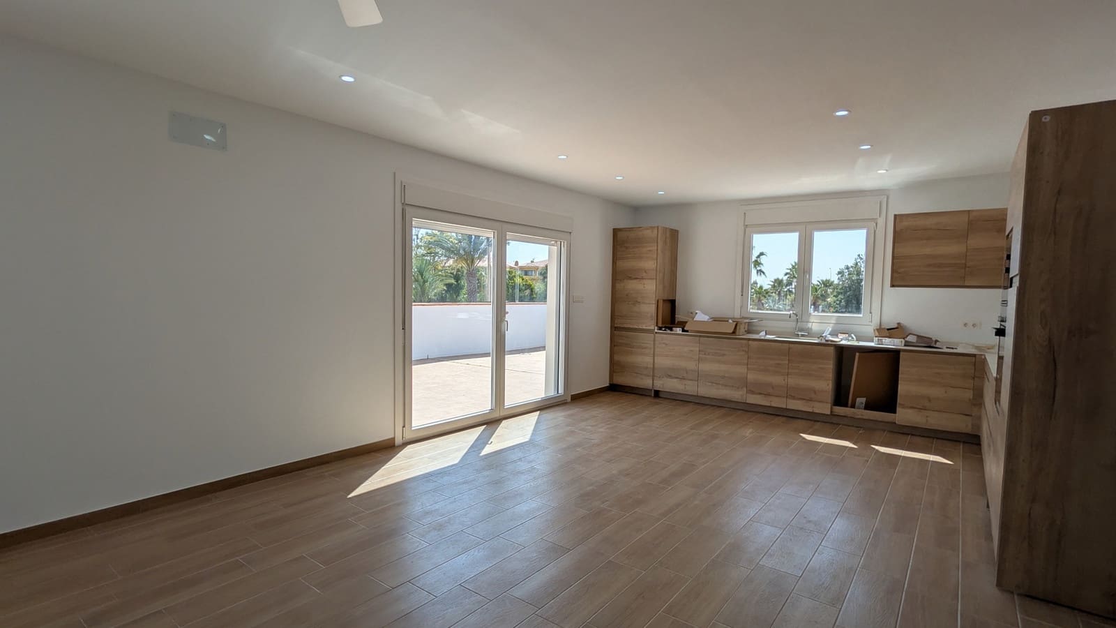 Ático de 2 habitaciones en Estrella de Mar en venta con piscina - 269.000 € (Ref: 9817773)