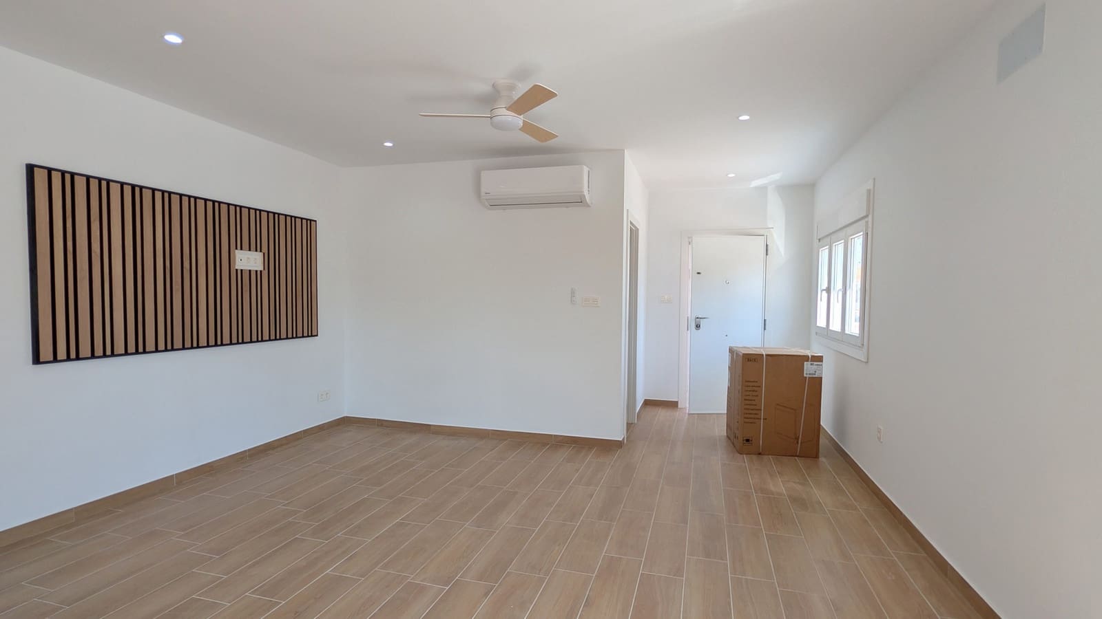 Ático de 2 habitaciones en Estrella de Mar en venta con piscina - 269.000 € (Ref: 9817773)