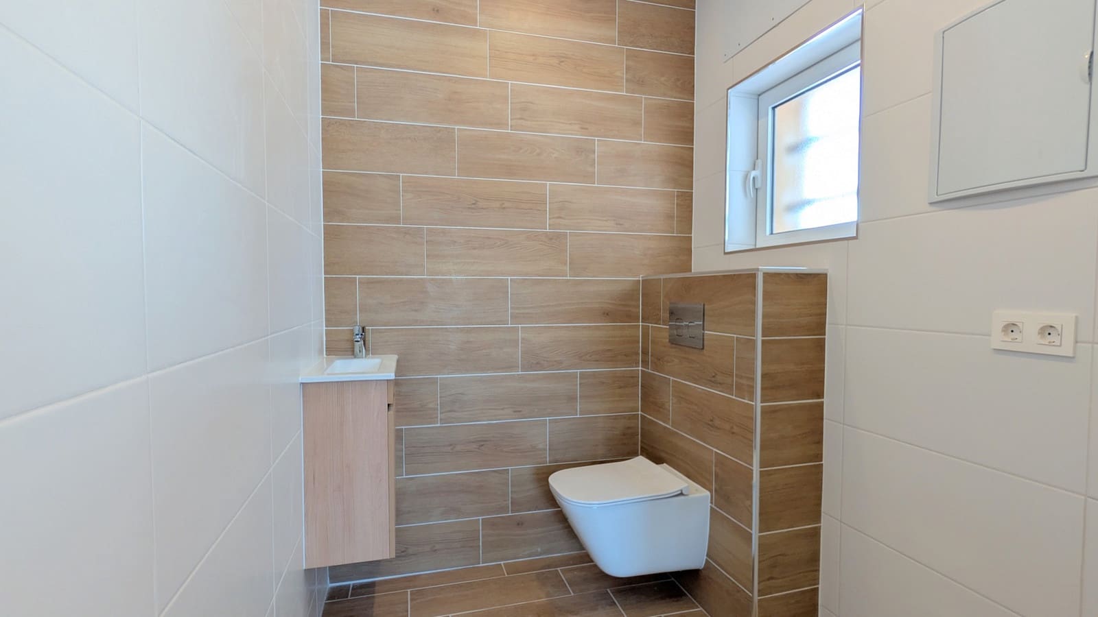 Ático de 2 habitaciones en Estrella de Mar en venta con piscina - 269.000 € (Ref: 9817773)