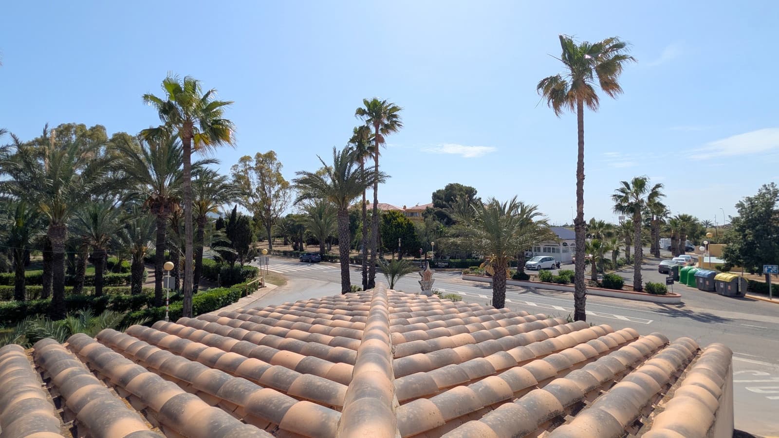 Ático de 2 habitaciones en Estrella de Mar en venta con piscina - 269.000 € (Ref: 9817773)