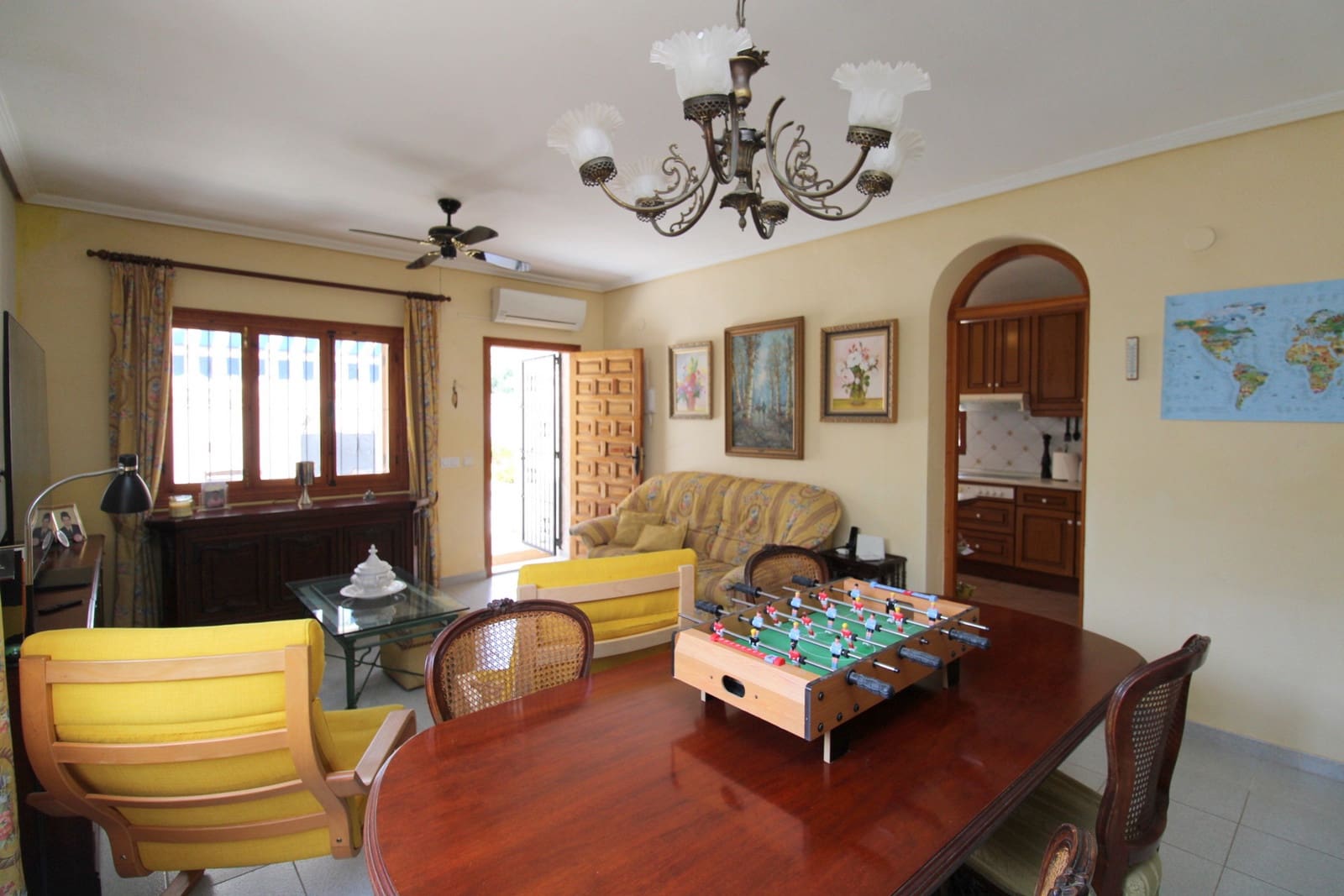 3 sypialnia Willa na sprzedaż w La Zenia z basenem garażem - 630 000 € (Ref: 9822331)