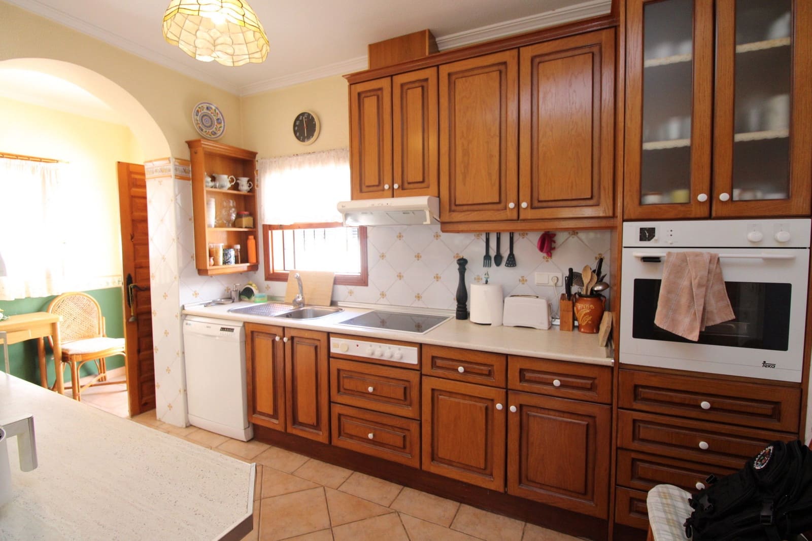 3 sypialnia Willa na sprzedaż w La Zenia z basenem garażem - 630 000 € (Ref: 9822331)
