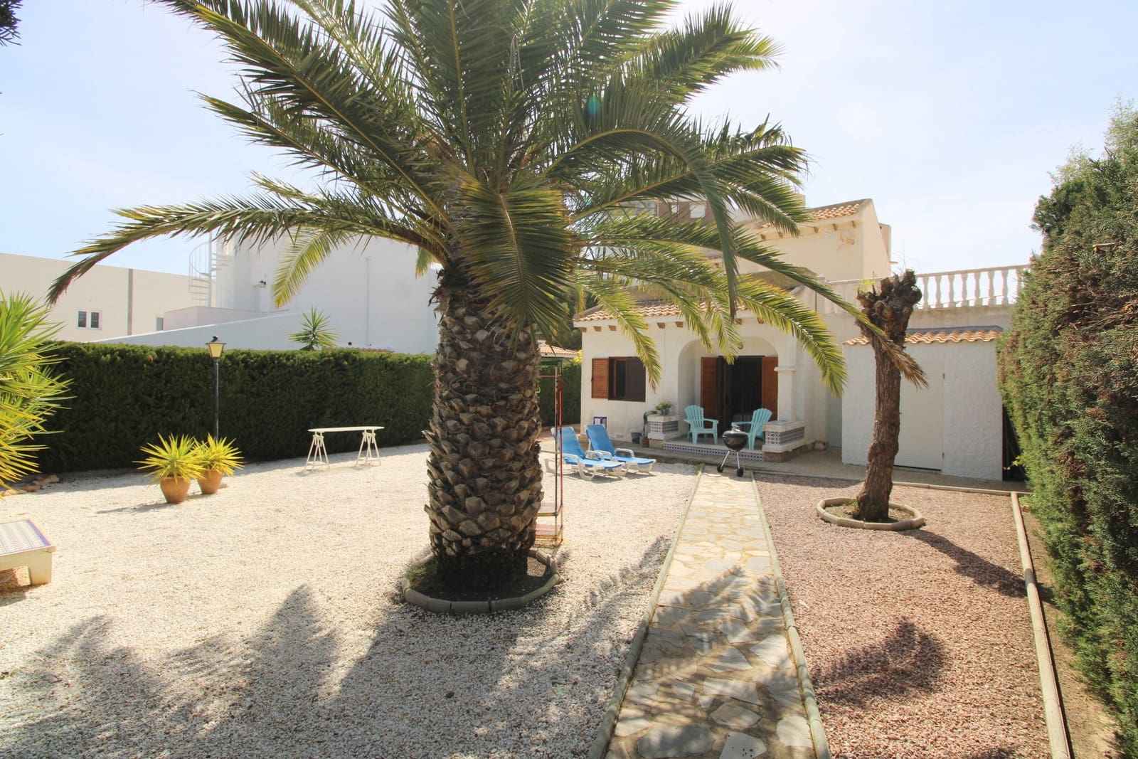 3 sypialnia Willa na sprzedaż w La Zenia z basenem garażem - 630 000 € (Ref: 9822331)