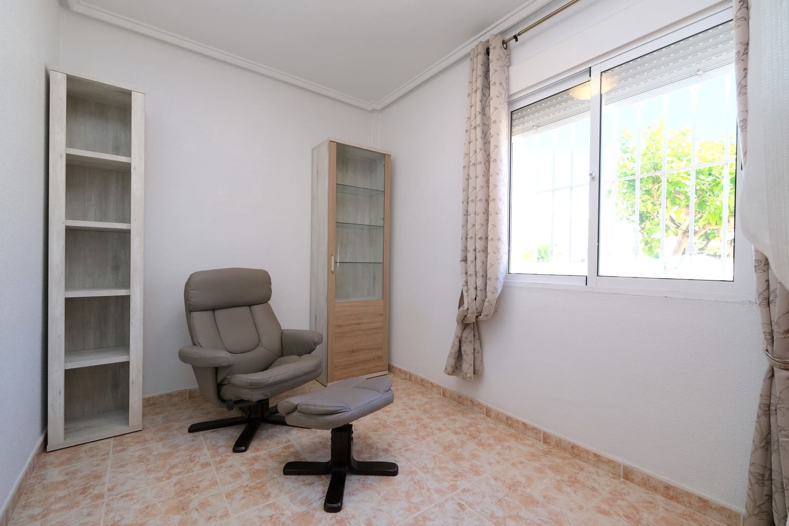 3 soveværelse Byhus til salg i Playa Flamenca med swimmingpool garage - € 209.000 (Ref: 9830844)