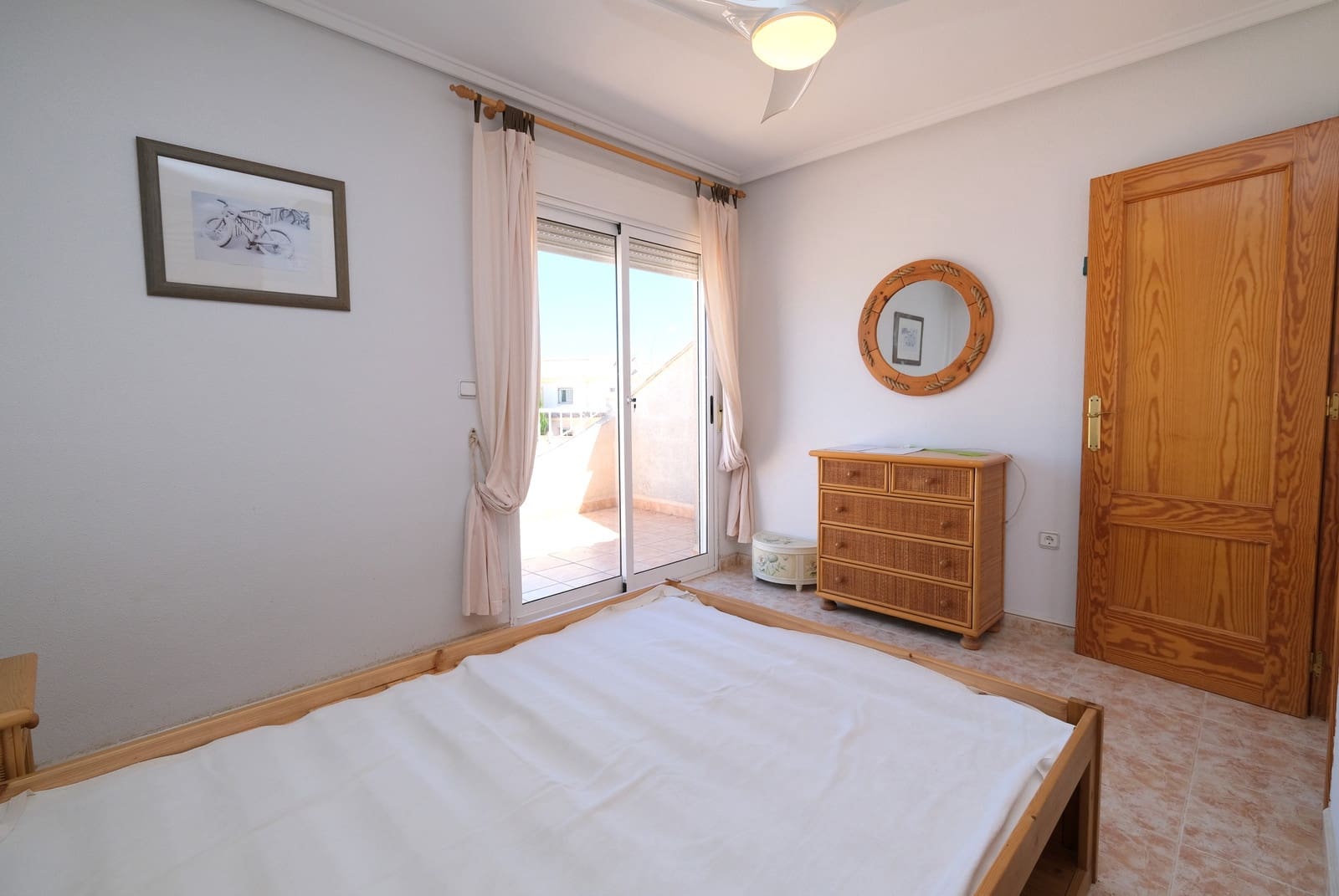 3 soveværelse Byhus til salg i Playa Flamenca med swimmingpool garage - € 209.000 (Ref: 9830844)