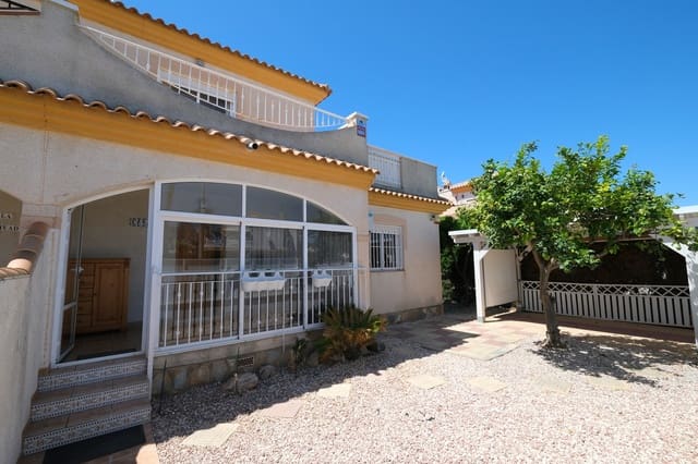 3 soveværelse Byhus til salg i Playa Flamenca, Orihuela med swimmingpool garage - € 209.000 (Ref: 9830844)