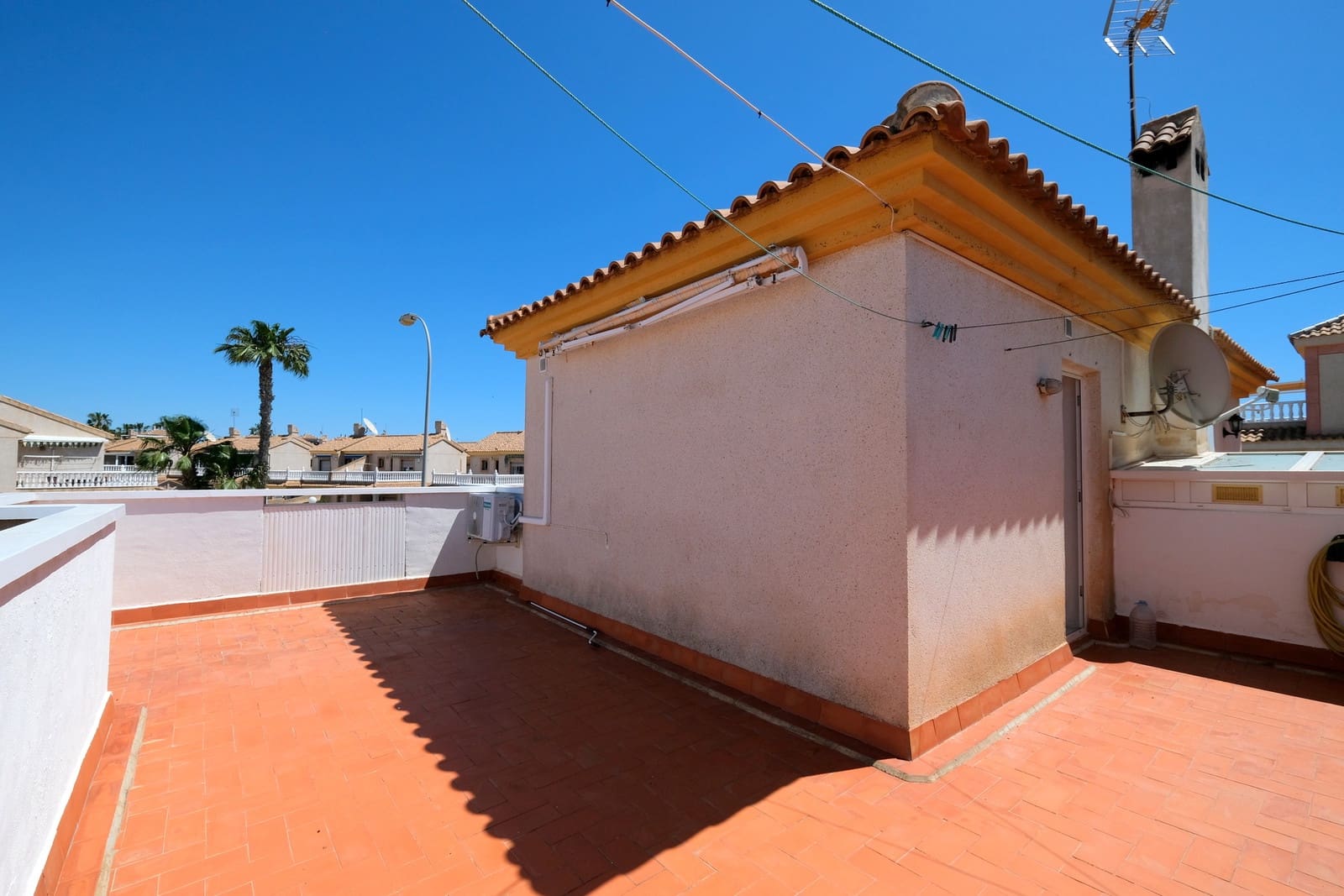 3 soveværelse Byhus til salg i Playa Flamenca med swimmingpool garage - € 209.000 (Ref: 9830844)