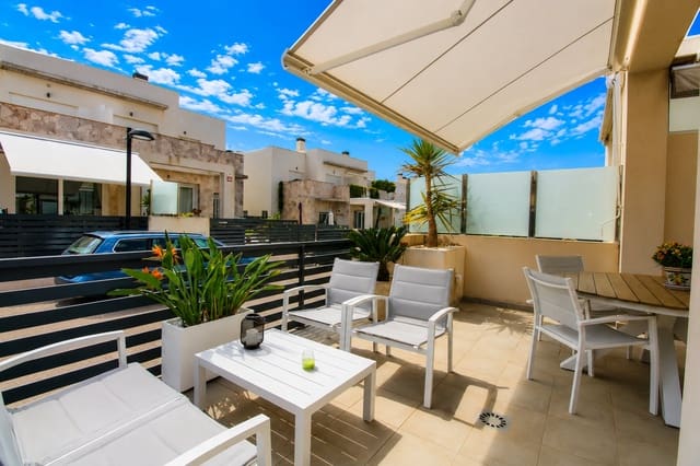 3 chambre Maison de Ville à vendre à Parque Acuático - Sector 25, Torrevieja avec piscine garage - 370 000 € (Ref: 9835972)
