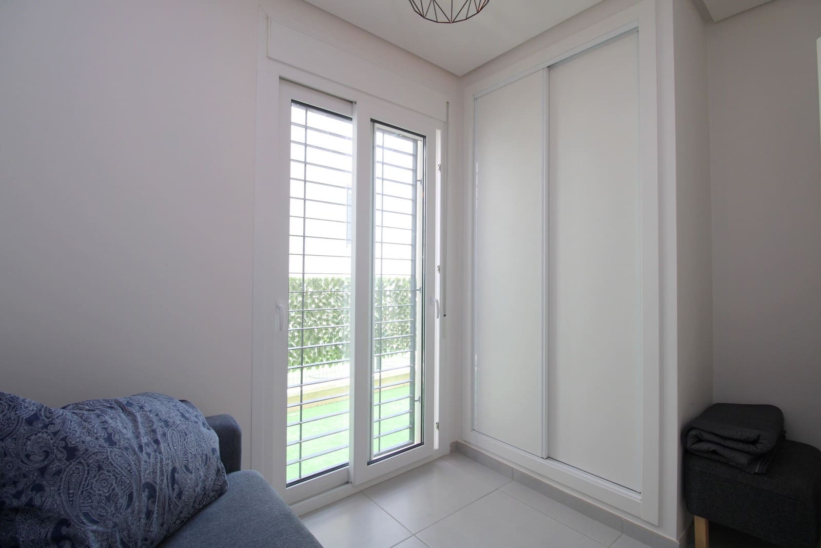 Casa de 3 habitaciones en Torrevieja en venta con piscina garaje - 370.000 € (Ref: 9835972)