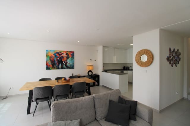 3 chambre Maison de Ville à vendre à Parque Acuático - Sector 25, Torrevieja avec piscine garage - 370 000 € (Ref: 9835972)