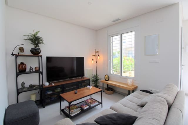 3 chambre Maison de Ville à vendre à Parque Acuático - Sector 25, Torrevieja avec piscine garage - 370 000 € (Ref: 9835972)