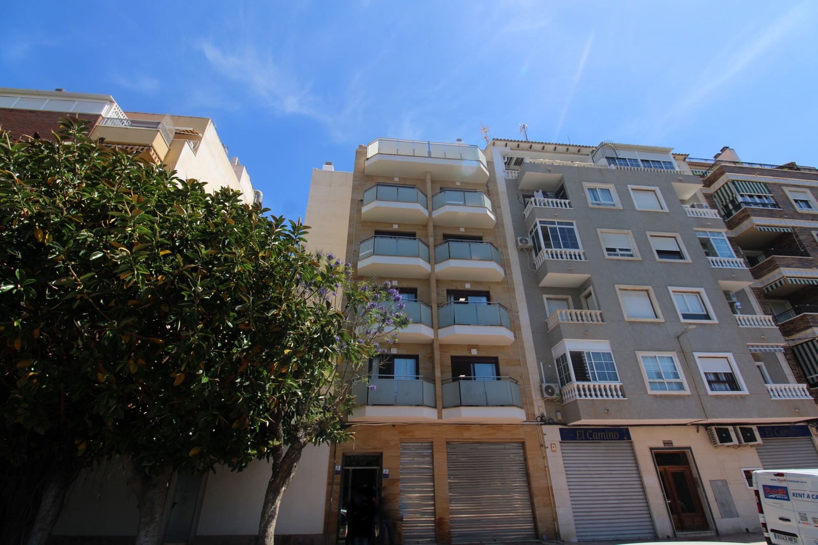 Apartamento de 2 habitaciones en Torrevieja en venta - 169.700 € (Ref: 9849121)