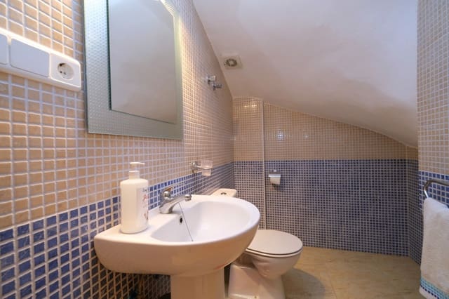 3 slaapkamer Huis te koop in Playa Flamenca, Orihuela met zwembad garage - € 189.995 (Ref: 9850922)