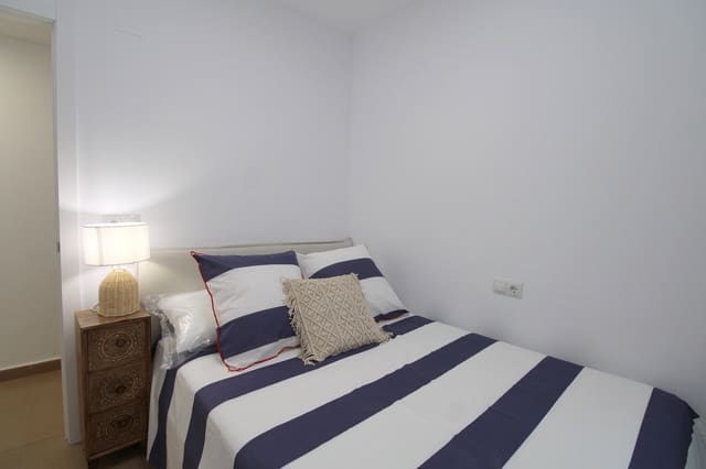 2 soveværelse Lejlighed til salg i Puerto Deportivo, Torrevieja - € 199.700 (Ref: 9850924)