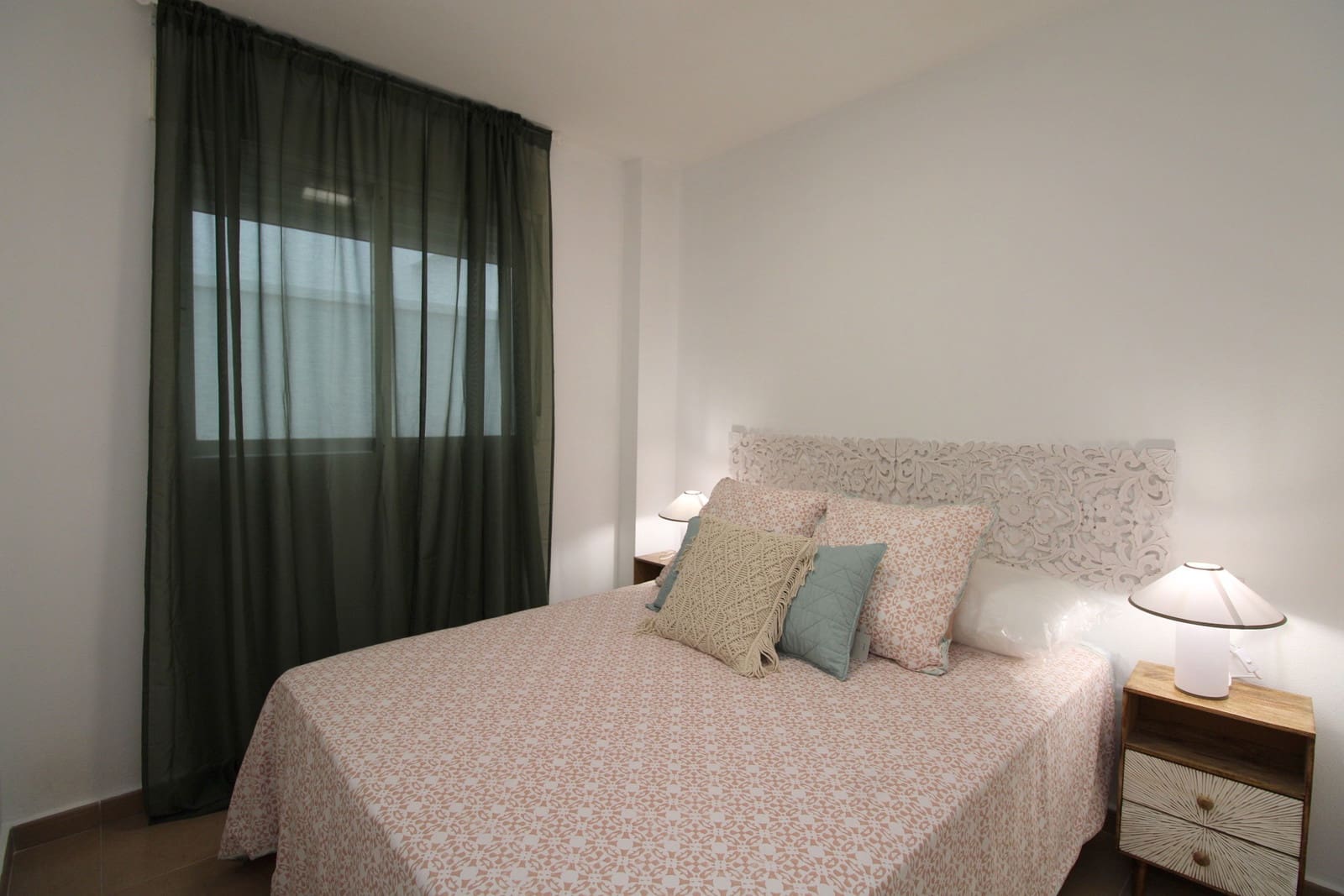 Apartamento de 2 habitaciones en Torrevieja en venta - 149.700 € (Ref: 9850927)