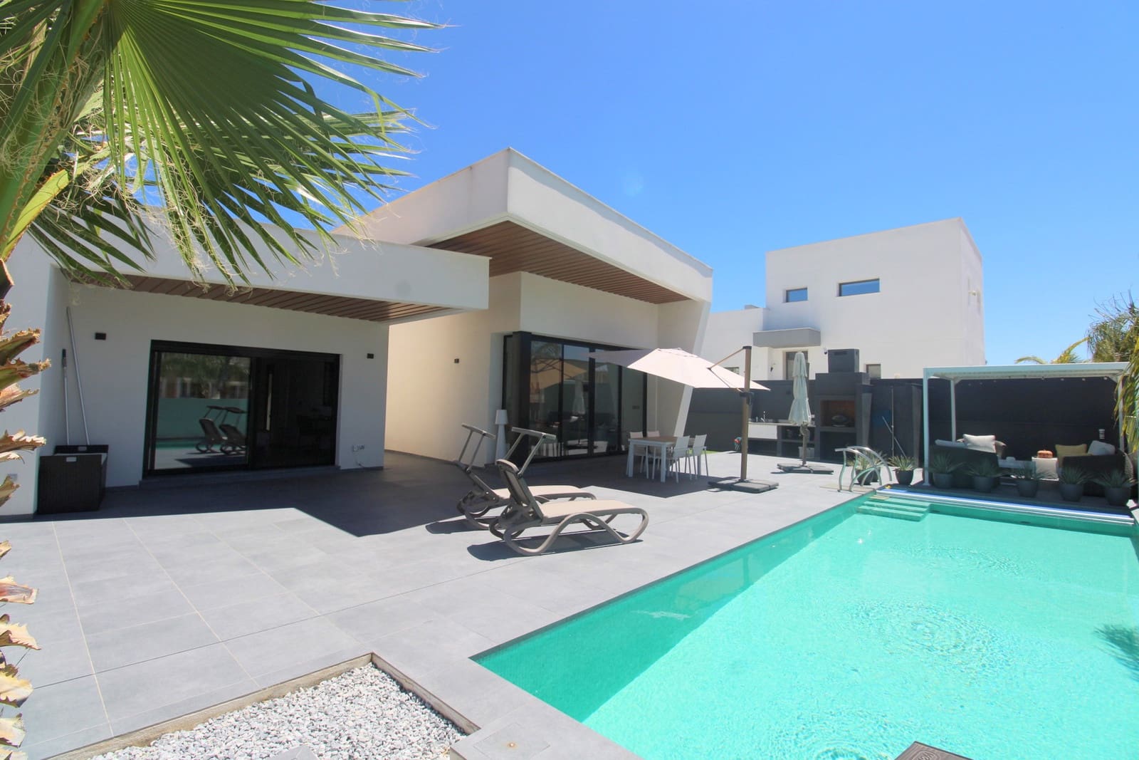 3 soveværelse Villa til salg i Formentera del Segura med swimmingpool garage - € 625.000 (Ref: 9855059)