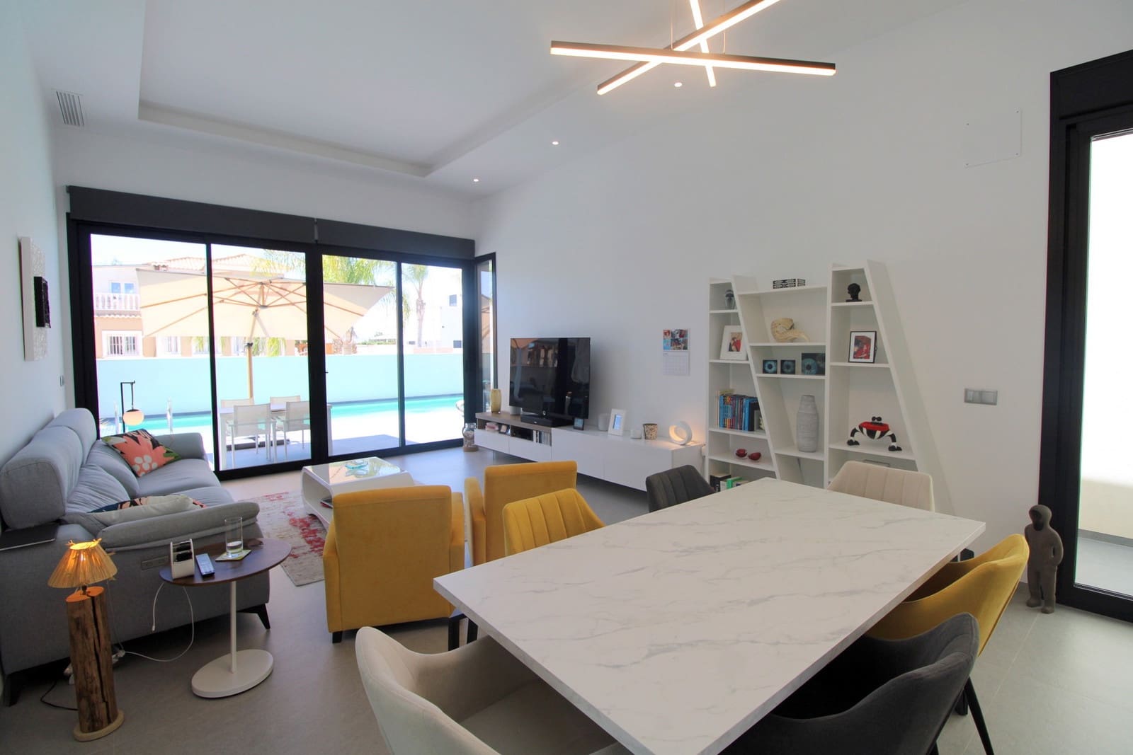 3 soveværelse Villa til salg i Formentera del Segura med swimmingpool garage - € 625.000 (Ref: 9855059)